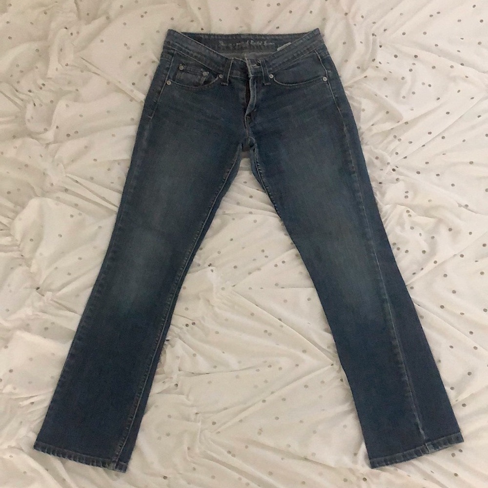 185 Levi’s jeans